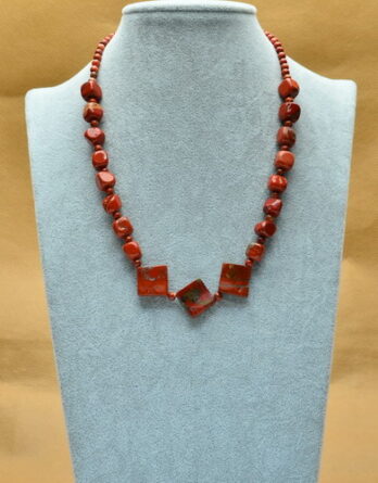 NATURAL RED JASPER GEMSTONE NECKLACE