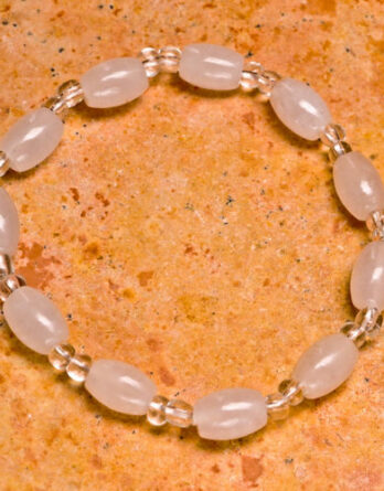 WHITE JADE AND CRYSTAL QUARTZ GLASS BRACELET